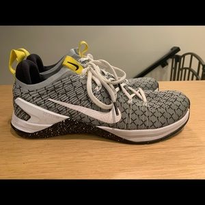 Men’s Nike metcons